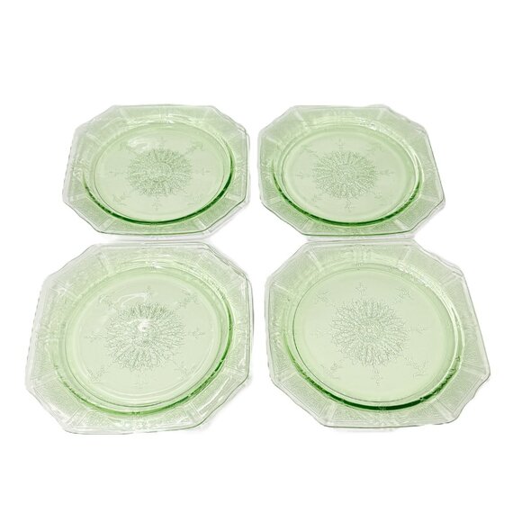 4 Uranium/Vaseline Depression Glass dinner plates 1930's Anchor Hocking - Picture 3 of 17